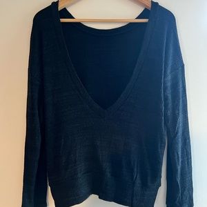 LNA | deep v-neck reversible sweater